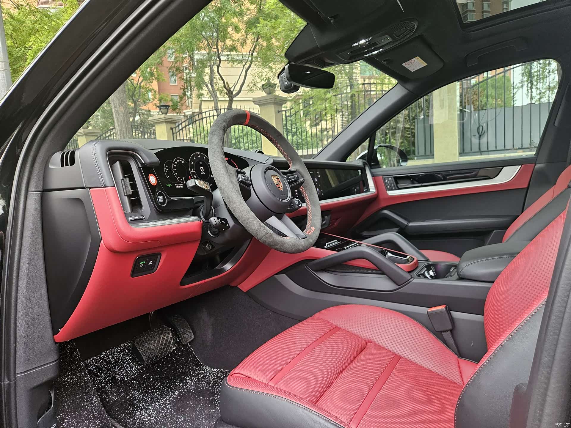 Porsche Cayenne, 2026 6