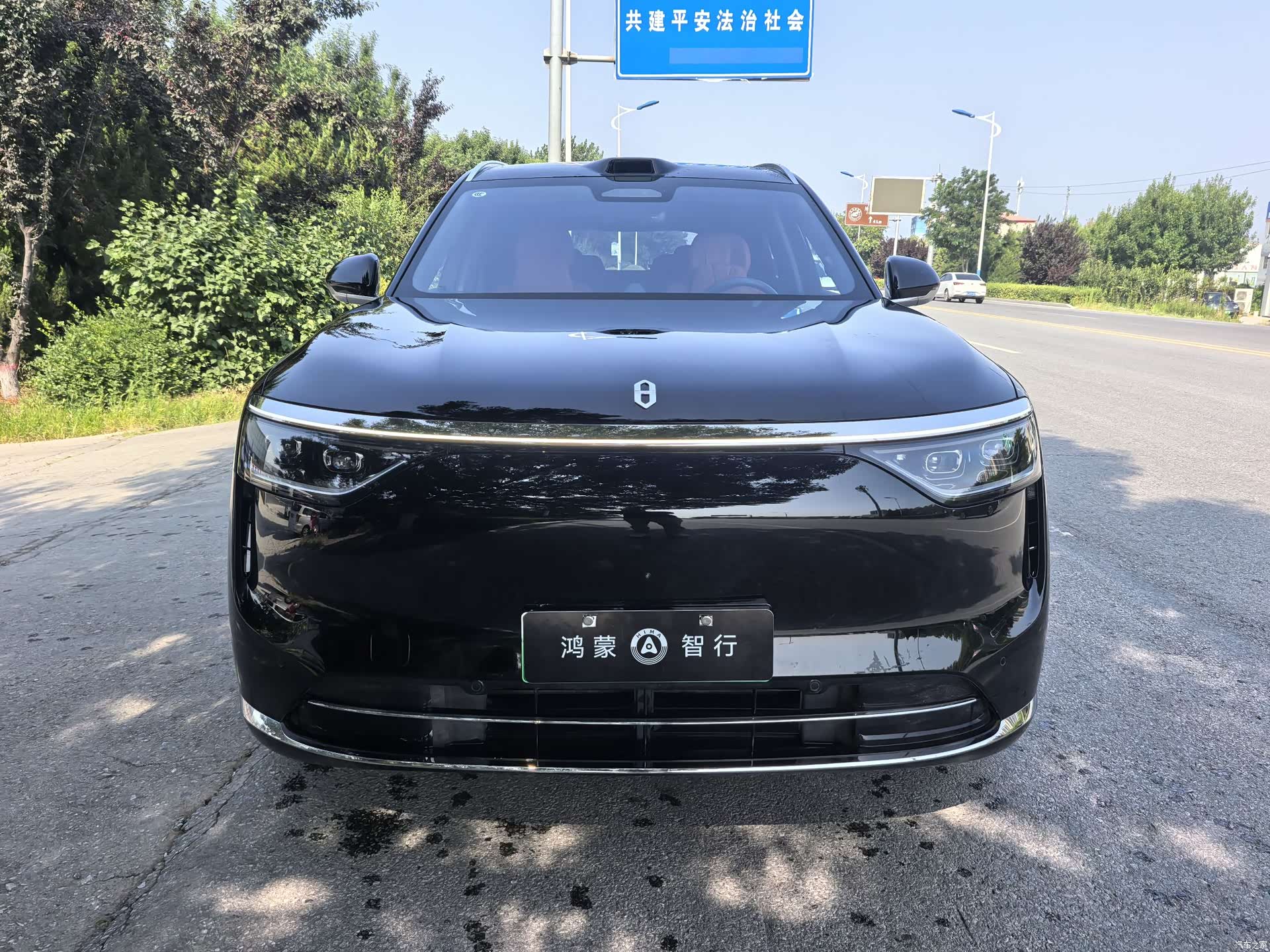 AITO M8, 2025 1