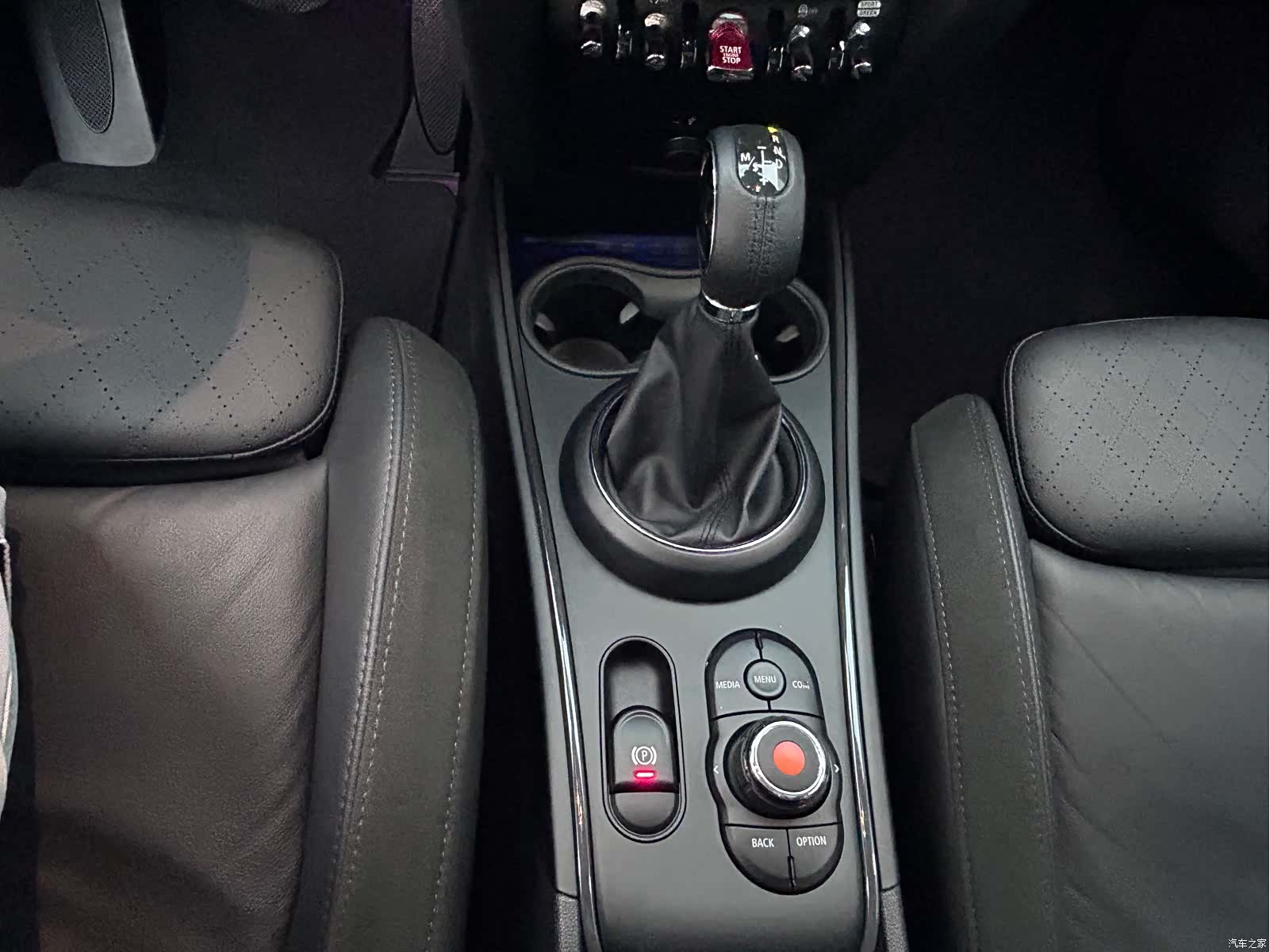 Mini Countryman, 2019 16