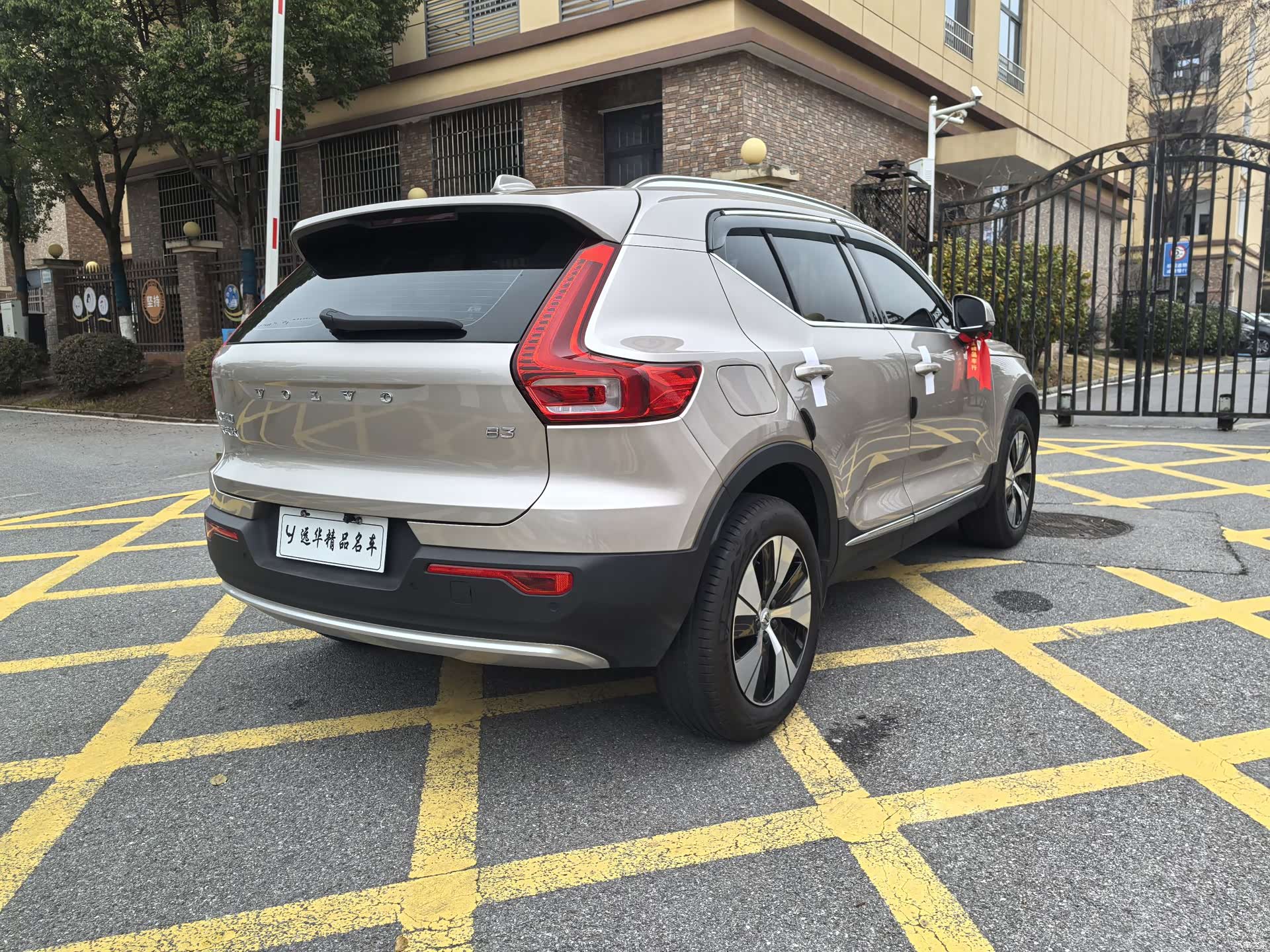 Volvo XC40, 2024 все фото