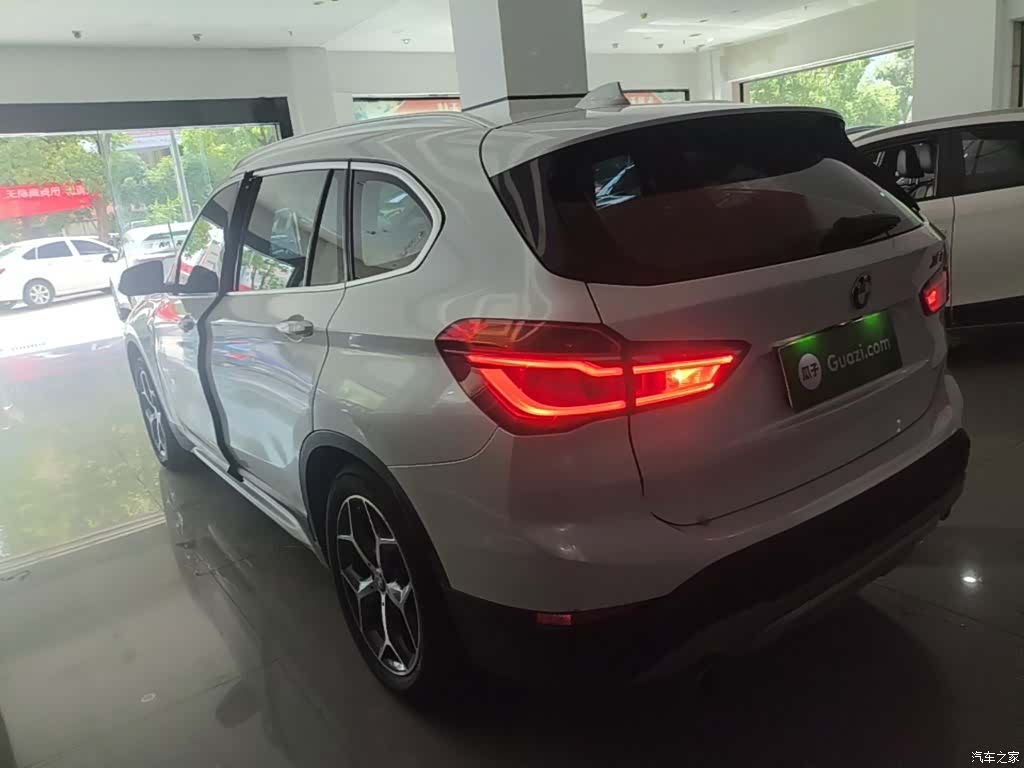 BMW X1, 2017 все фото