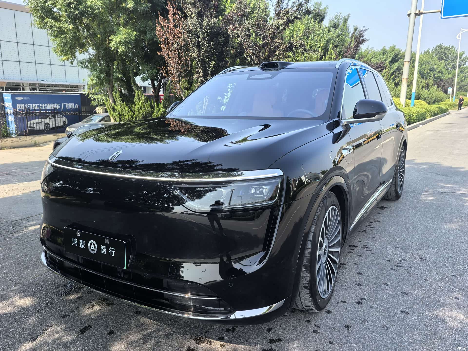 AITO M8, 2025 3