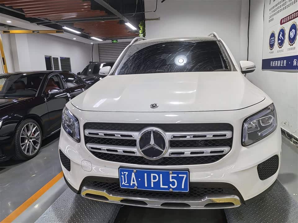 Mercedes-Benz GLB