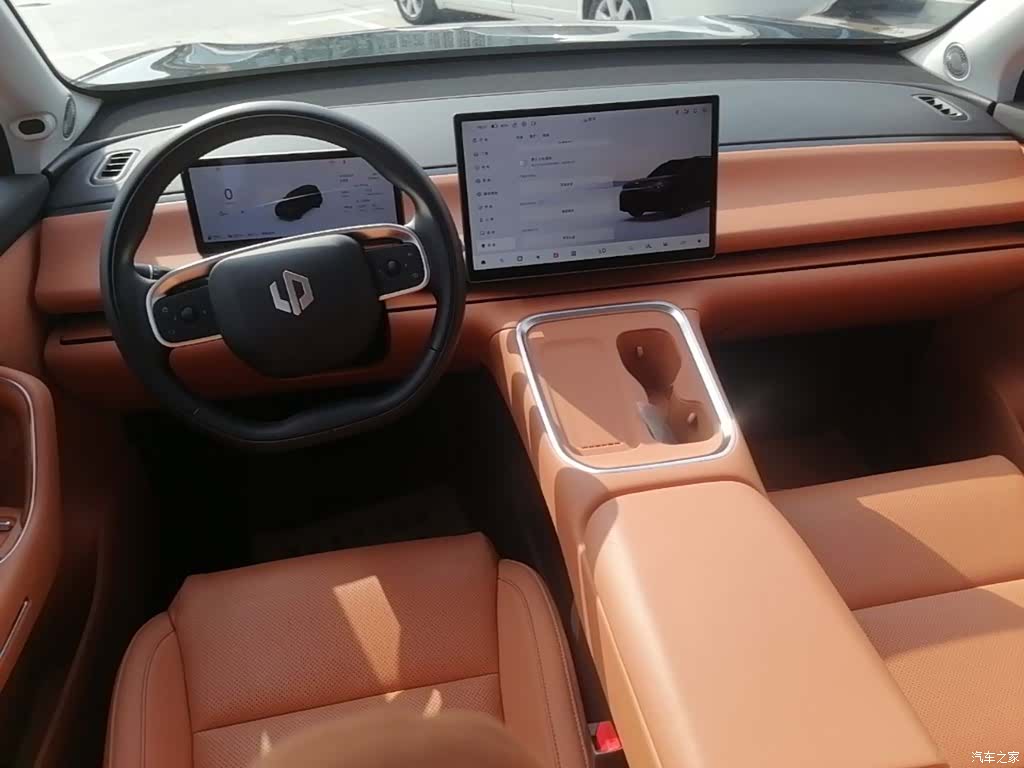 Leapmotor C16, 2025 10
