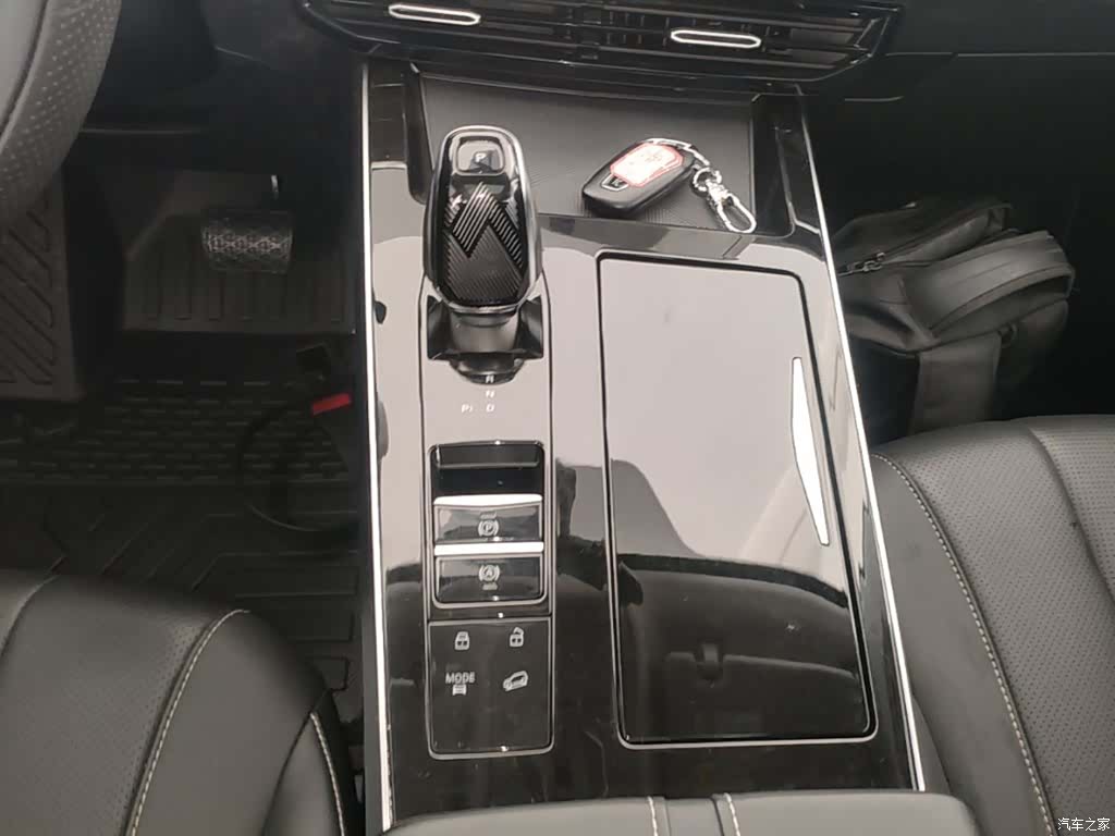 Roewe RX5, 2023 10
