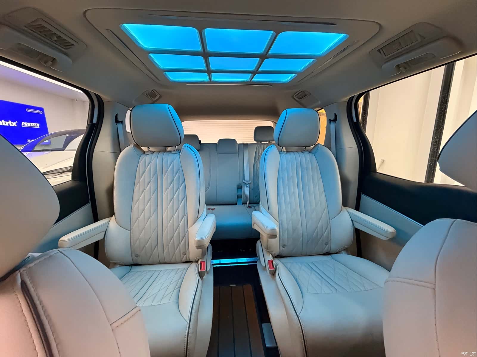 Buick GL8, 2022 22