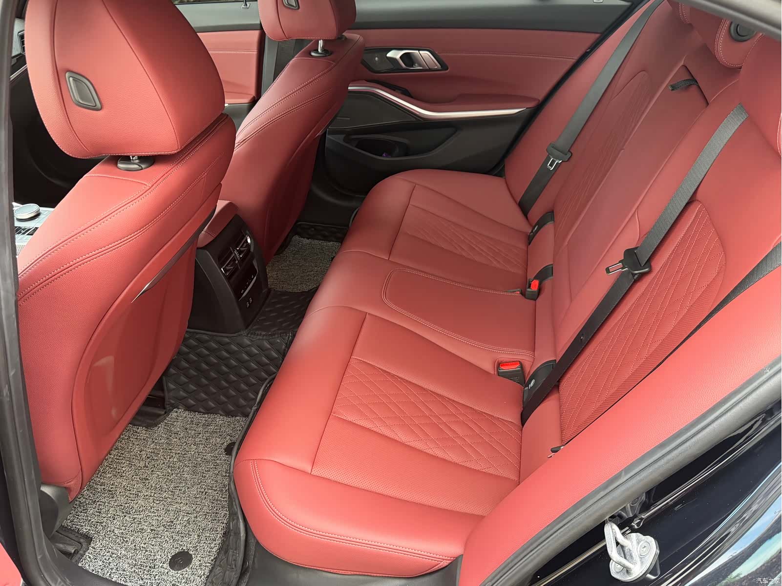 BMW 3 Series, 2024 6