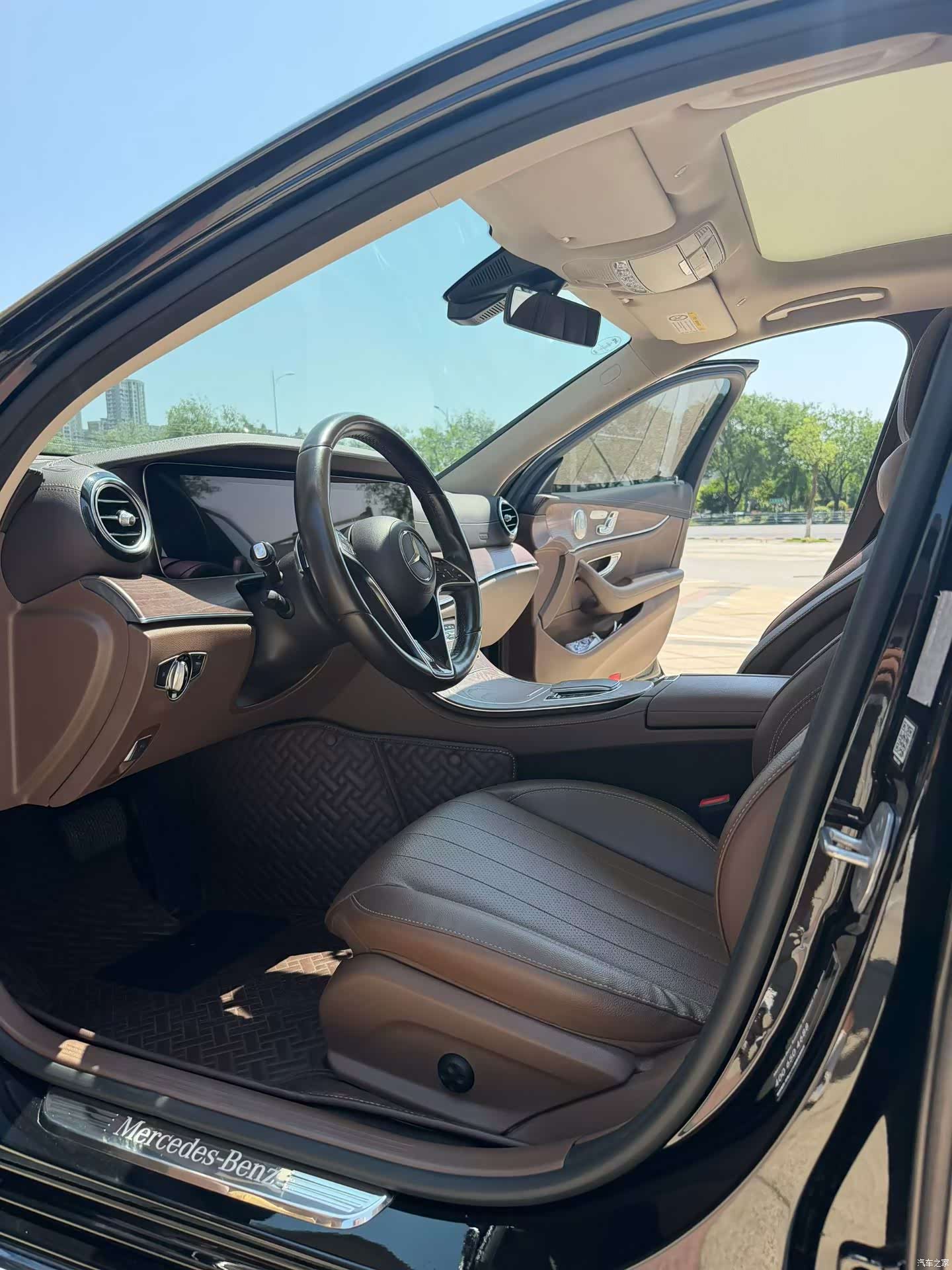 Mercedes-Benz E-Class, 2021 4