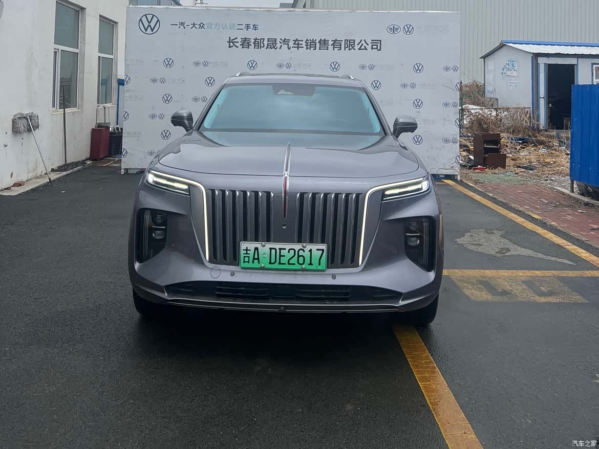 Hongqi E-HS9, 2023 2