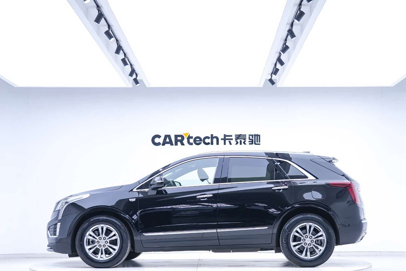 Cadillac XT5, 2021 2