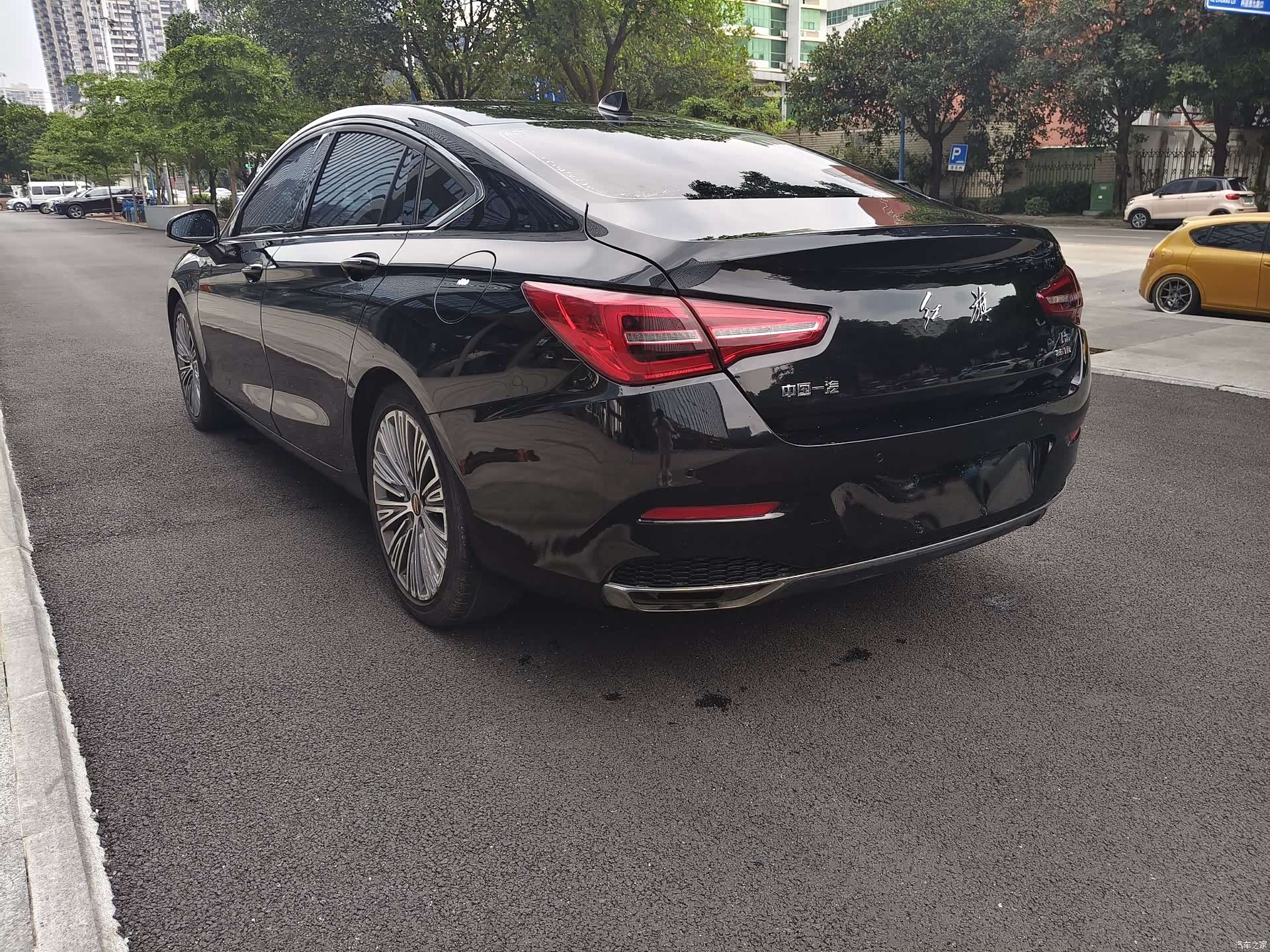 Hongqi H5, 2021 18