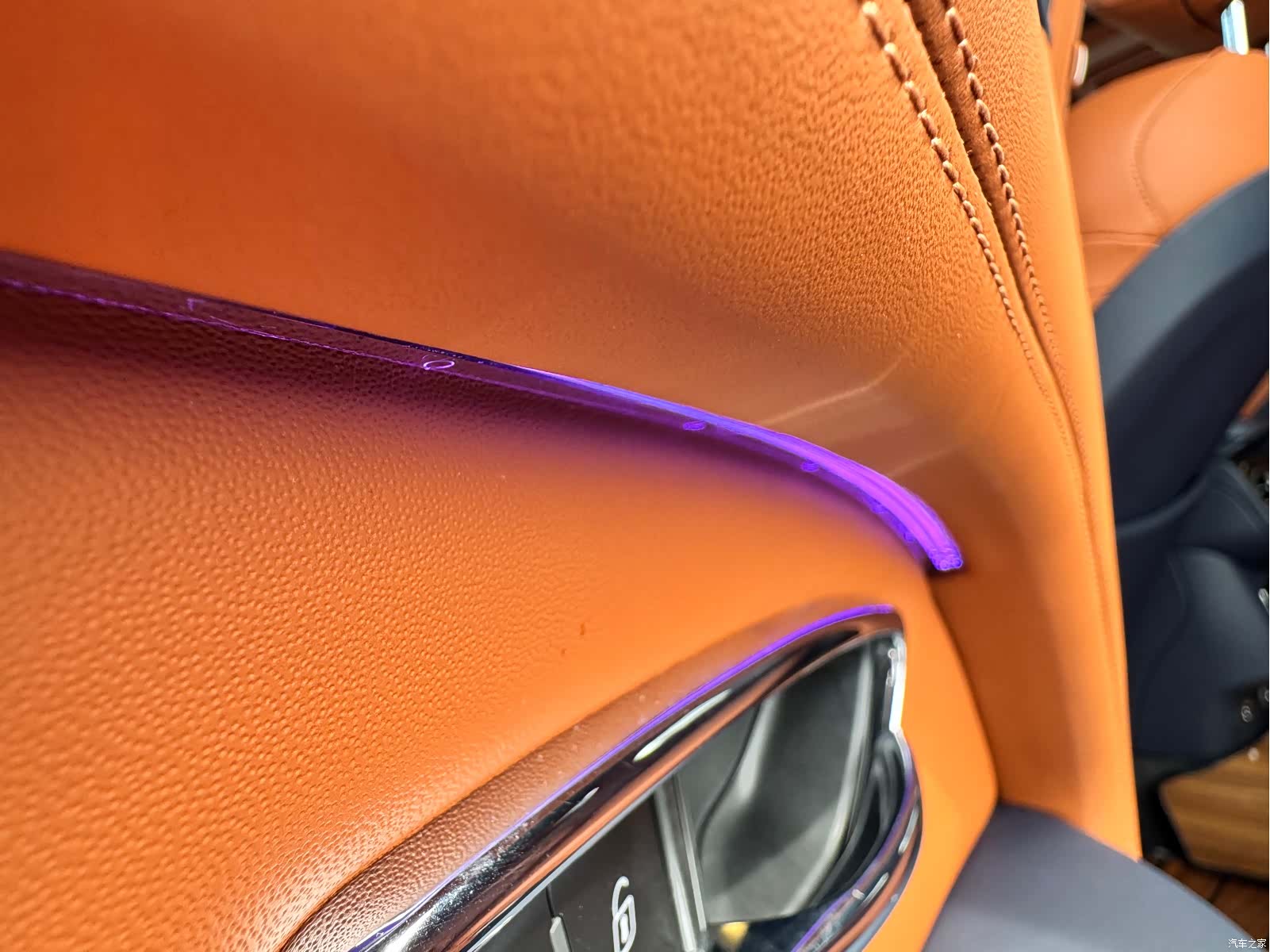 Bentley Bentayga, 2021 13