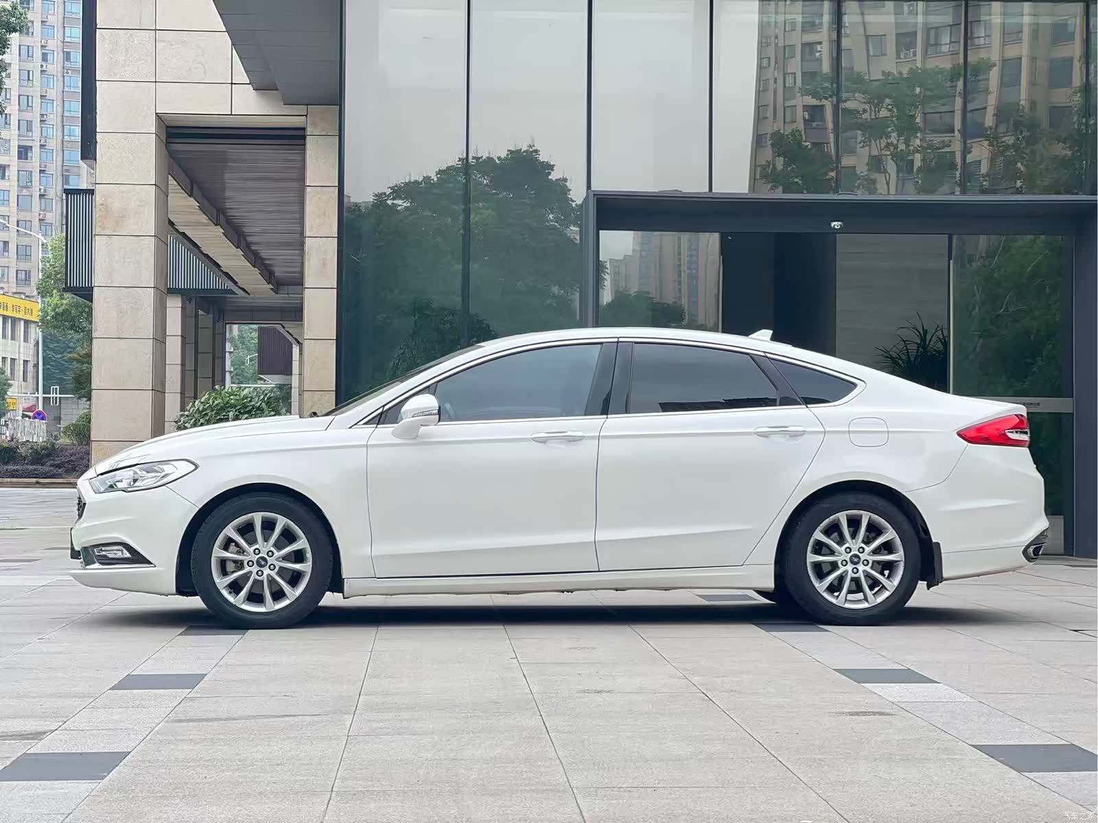 Ford Mondeo, 2017 7