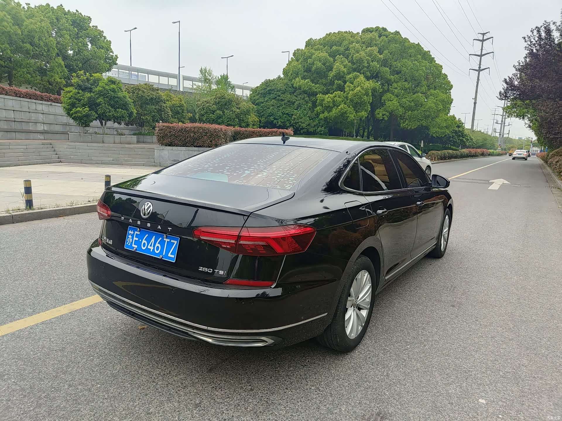 Volkswagen Passat, 2020 4