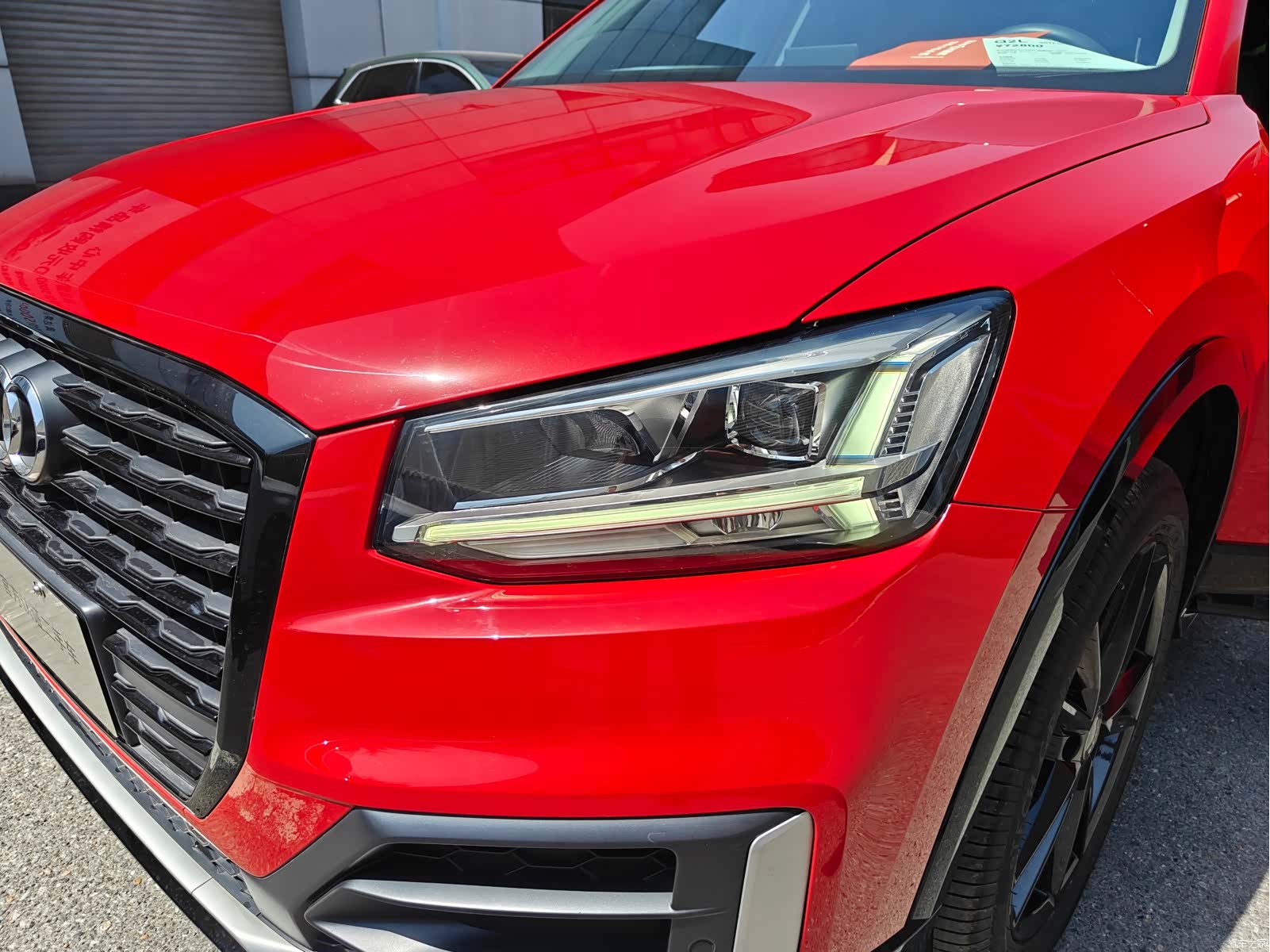 Audi Q2L, 2019 13