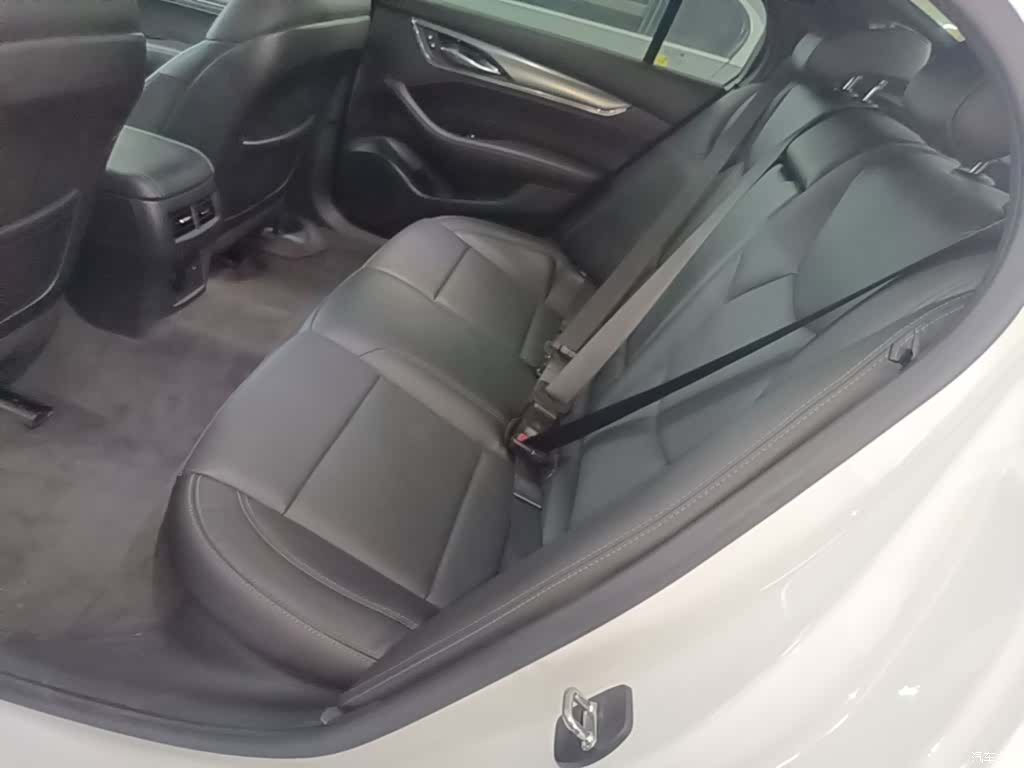 Cadillac CT5, 2023 17