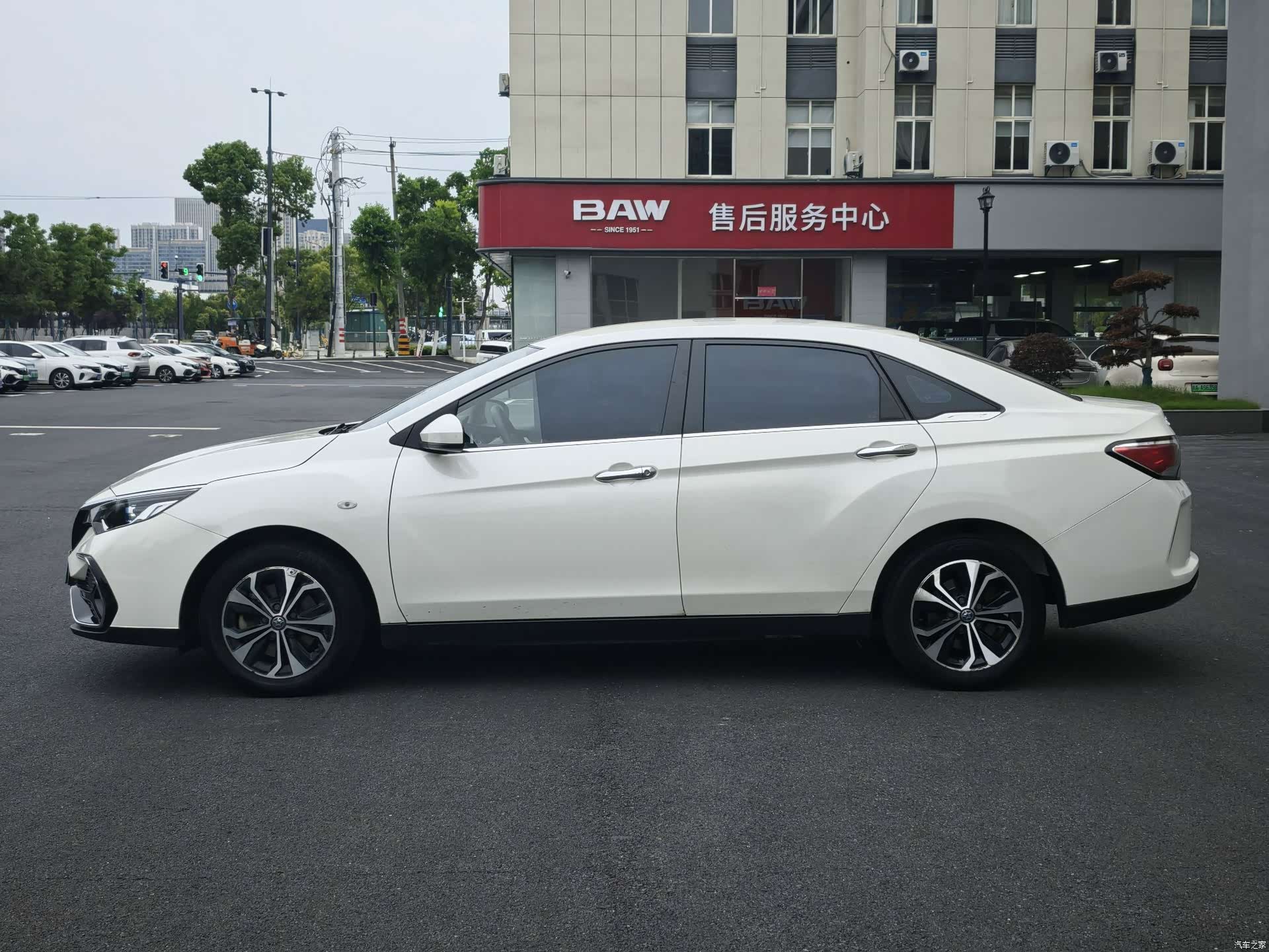 Nissan D60EV, 2022 3
