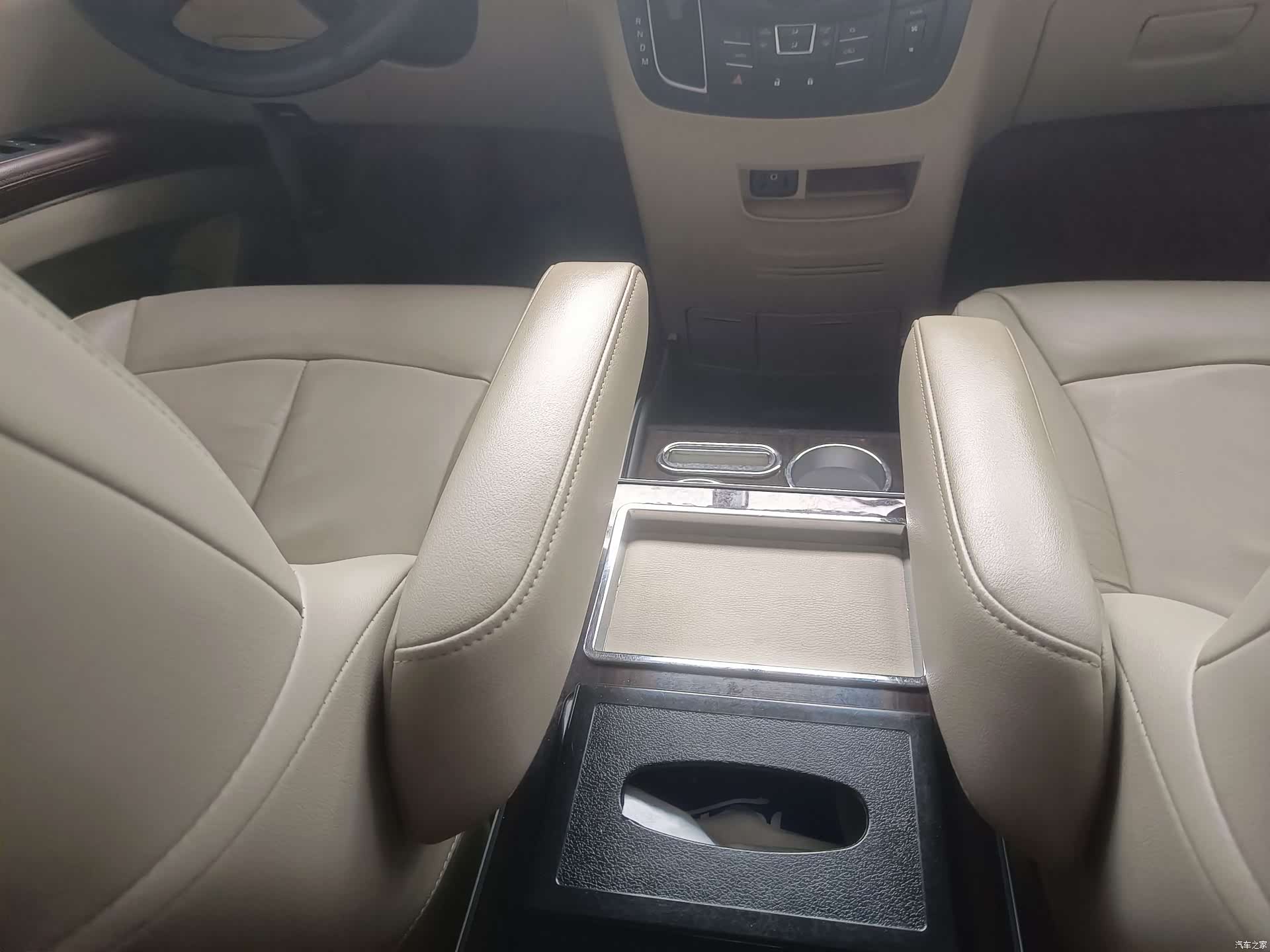 Buick GL8, 2017 12