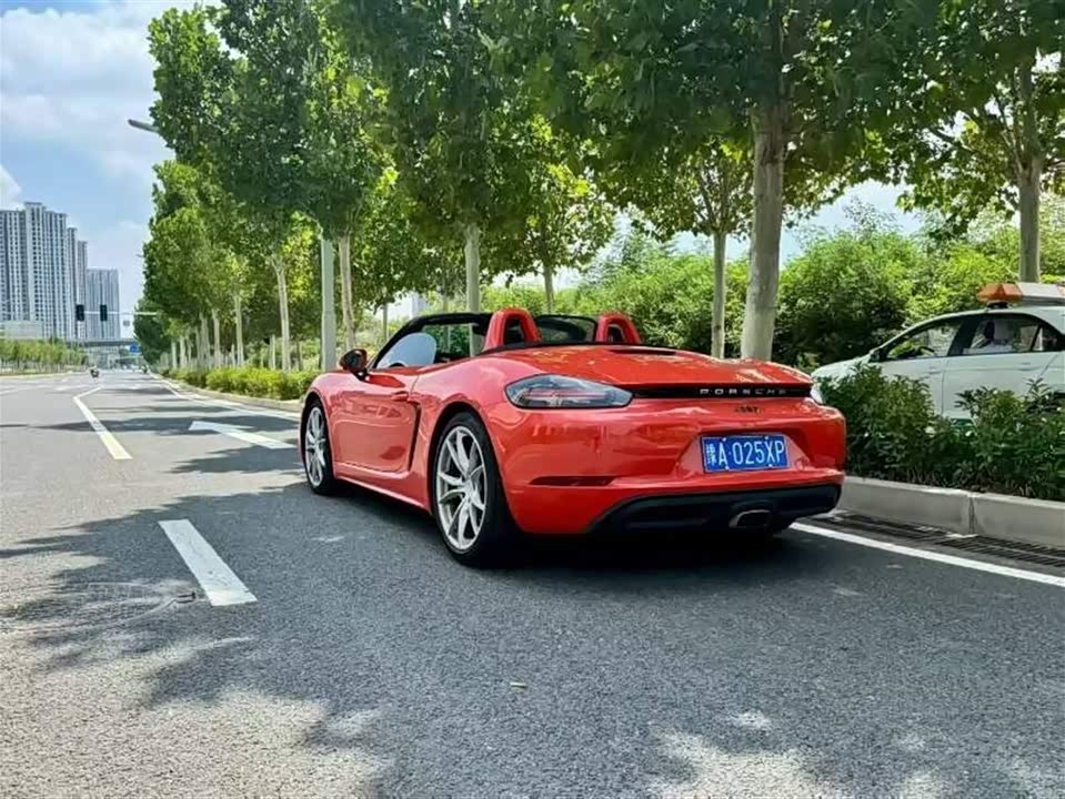 Porsche 718