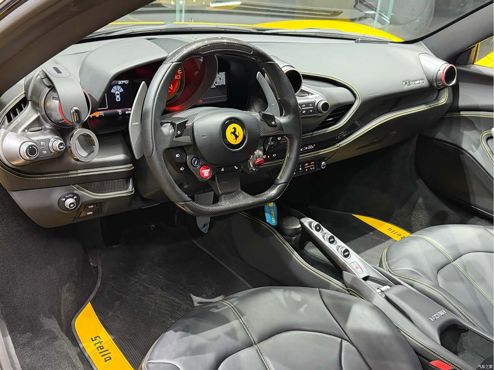 Ferrari F8, 2022 6
