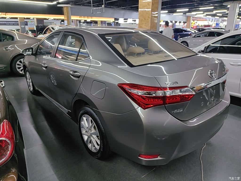 Toyota Corolla, 2016 все фото