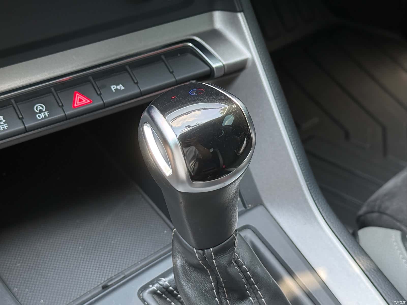 Audi Q3, 2019 15