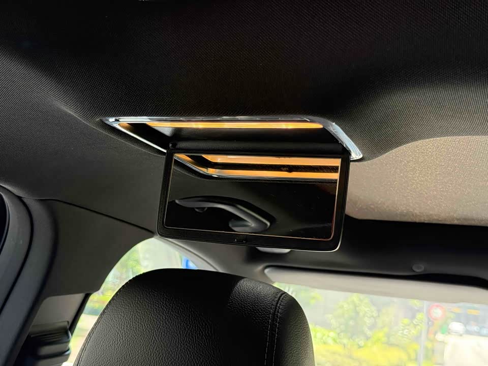 Mercedes-Benz GLC Mercedes-Benz GLC