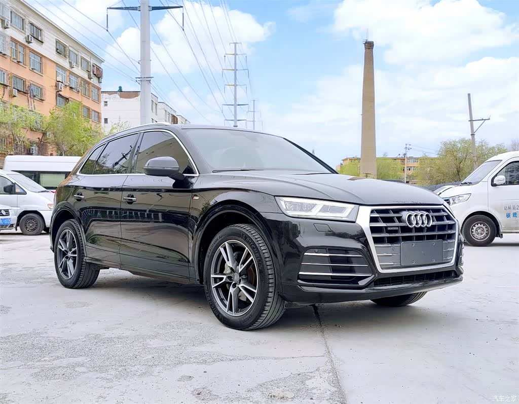 Audi Q5L, 2019 3