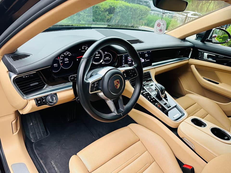 Porsche Panamera Porsche Panamera