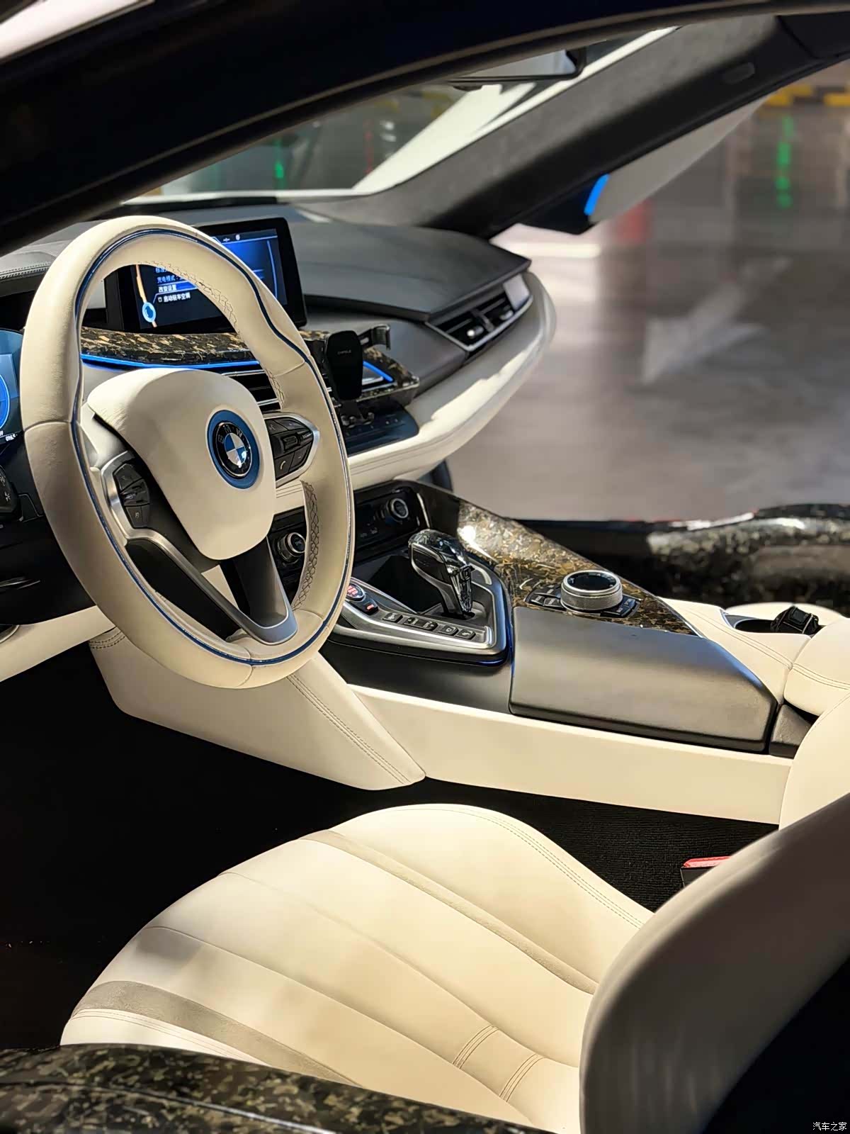 BMW i8, 2017 все фото
