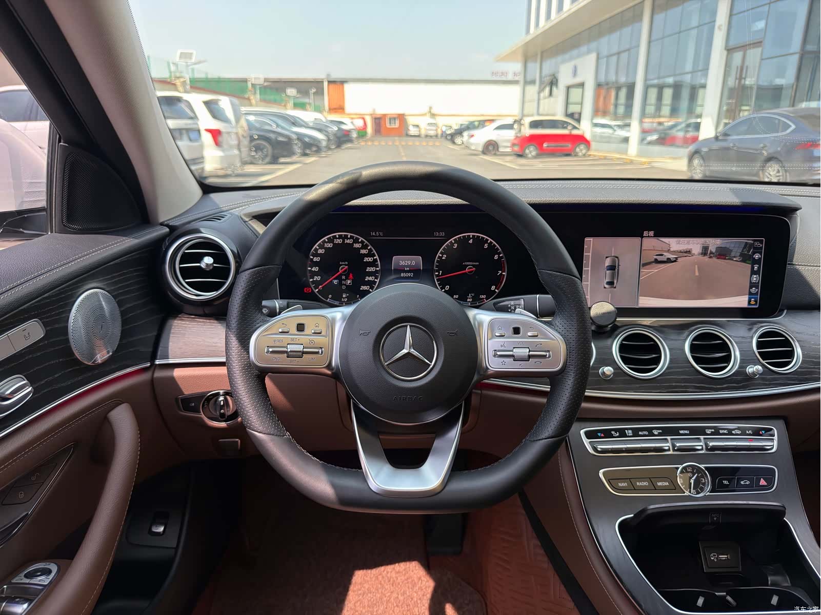 Mercedes-Benz E-Class, 2019 9