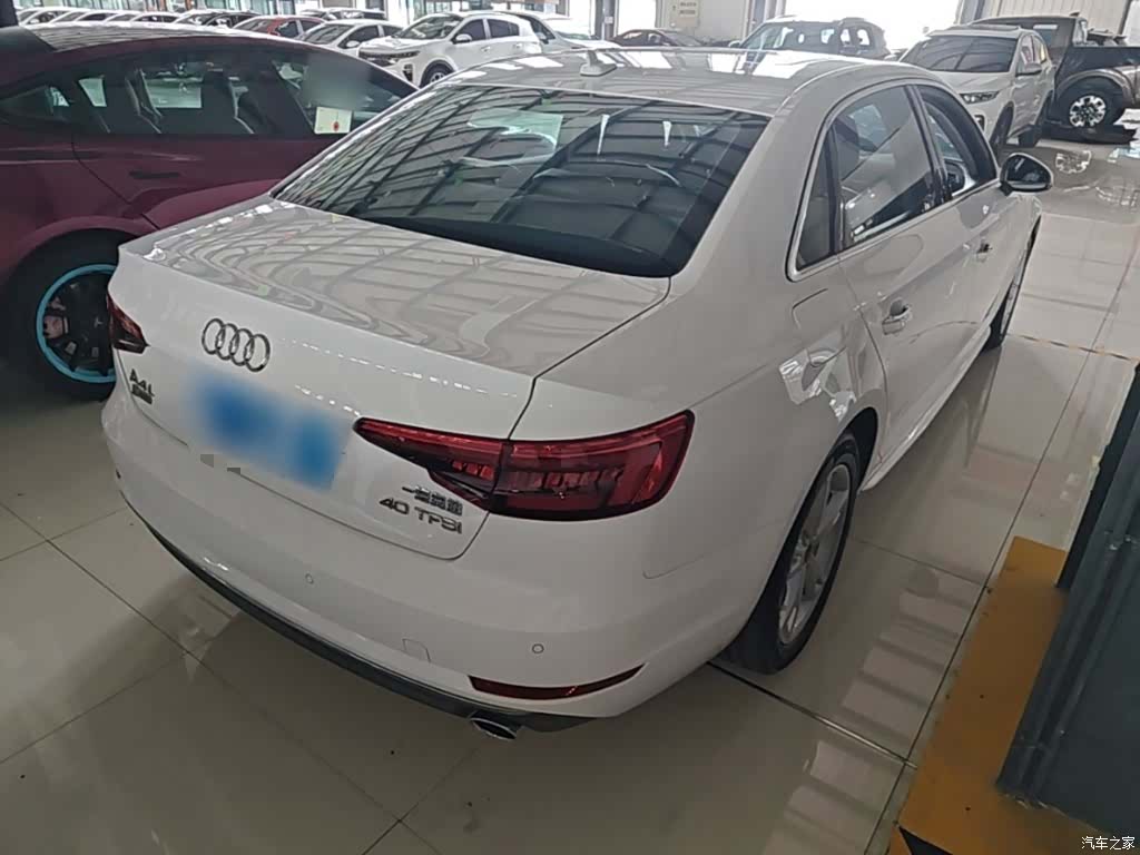Audi A4L, 2017 все фото