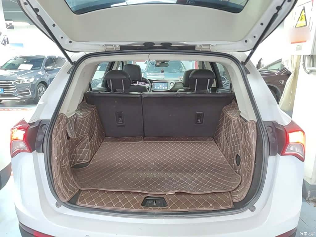 Buick Envision Plus, 2018 19