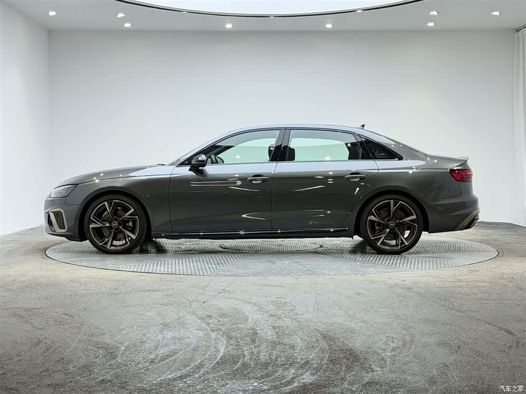 Audi A4L, 2024 все фото