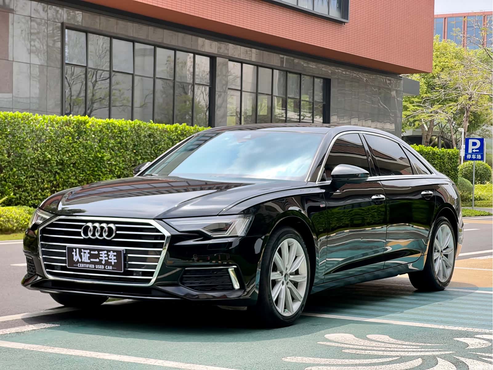 Audi A6L, 2021 1