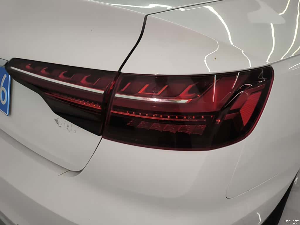 Audi A4L, 2022 8