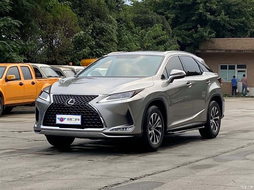 Lexus RX, 2020 1