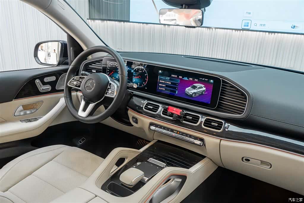Mercedes-Benz GLE, 2023 23