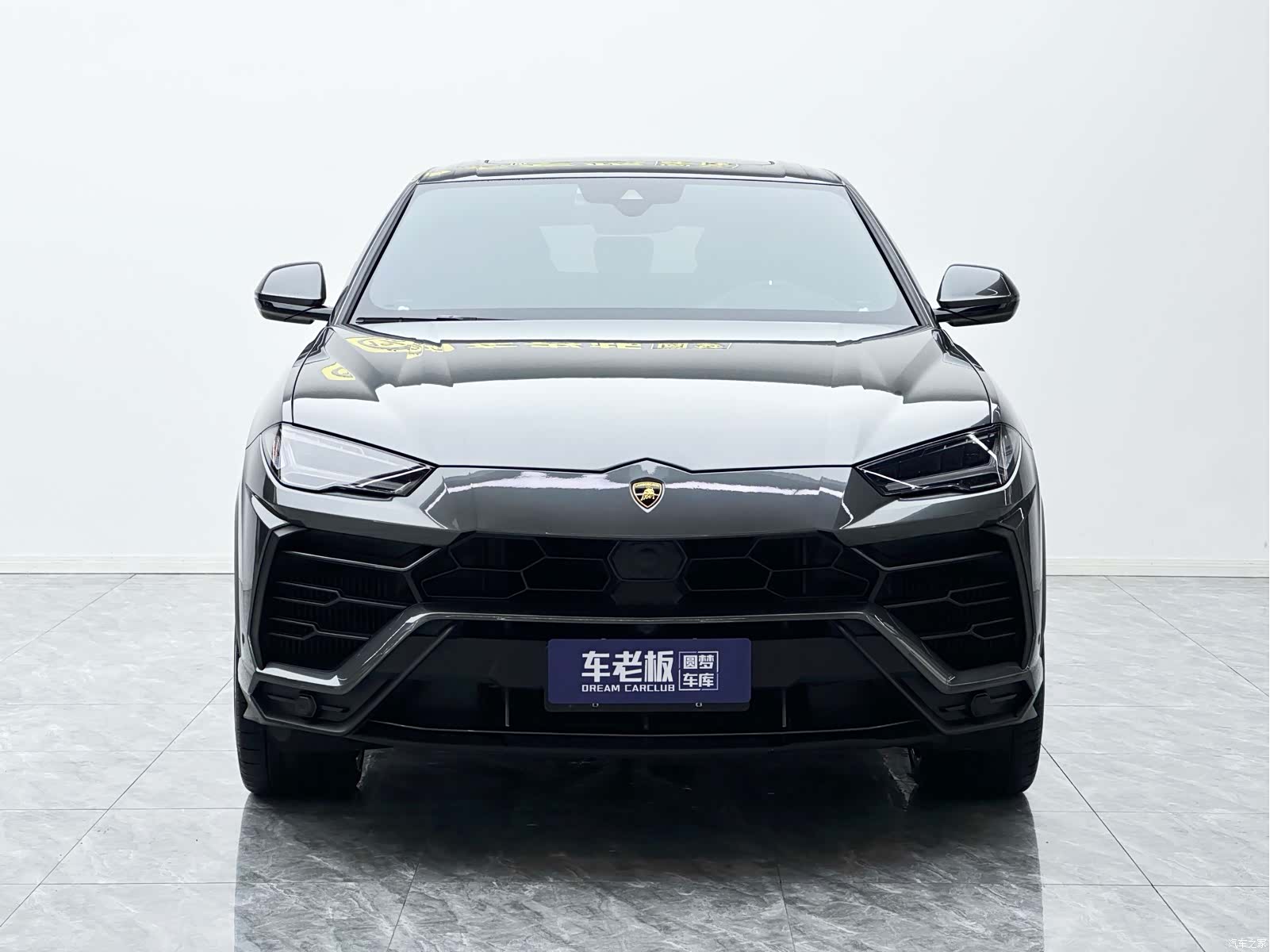 Lamborghini Urus, 2019 2