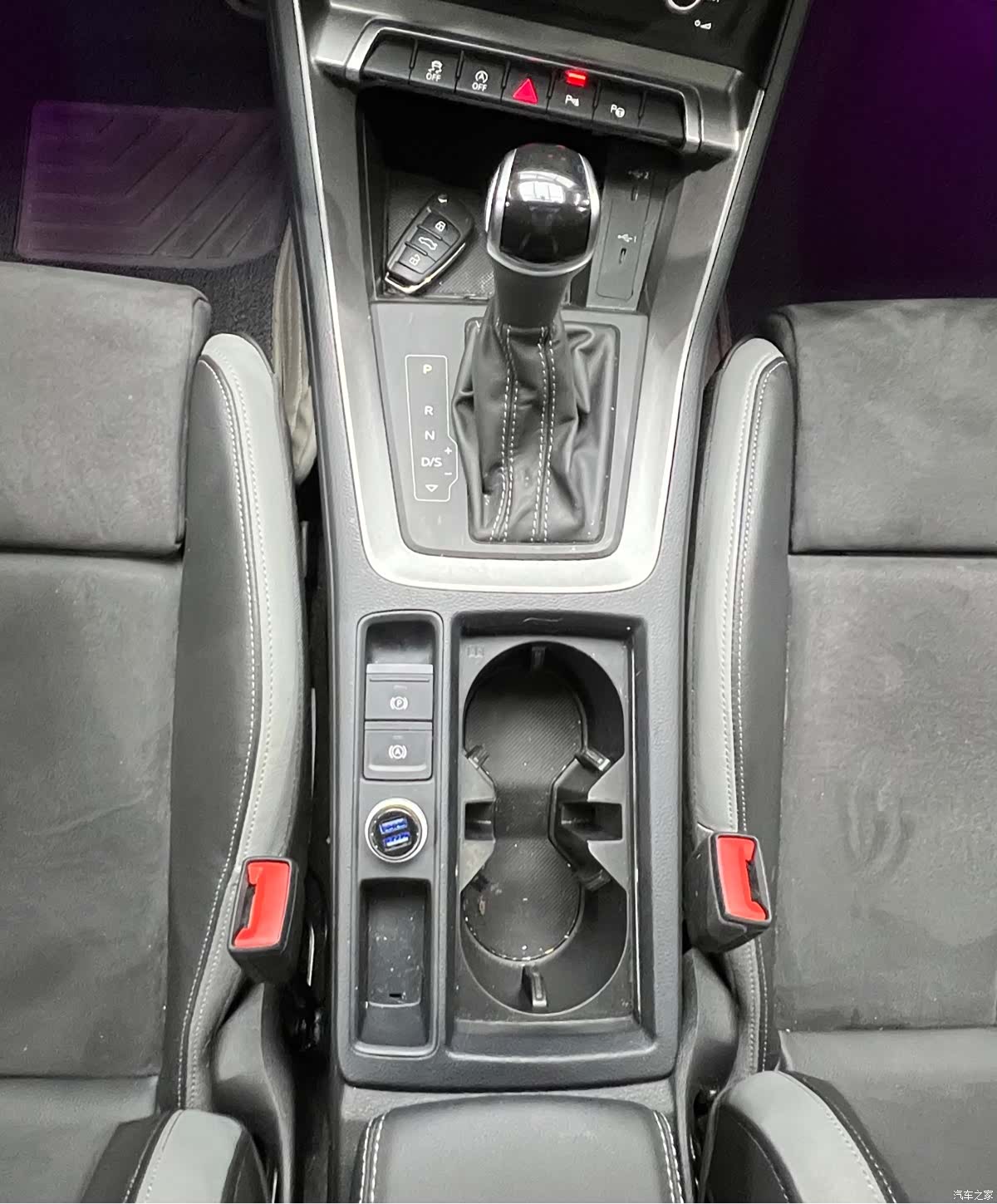 Audi Q3, 2023 16
