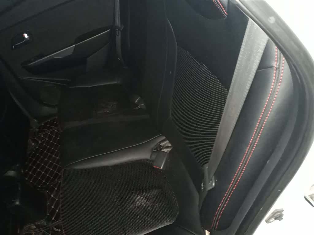 Kia K2, 2015 14