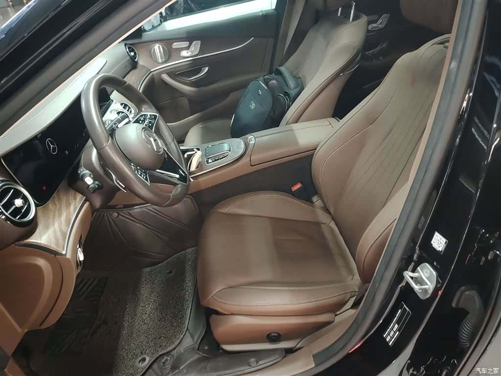 Mercedes-Benz E-Class, 2023 7