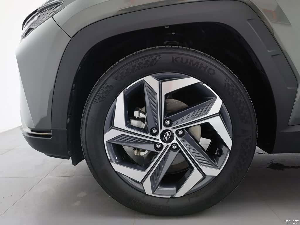 Hyundai Tucson L, 2023 17