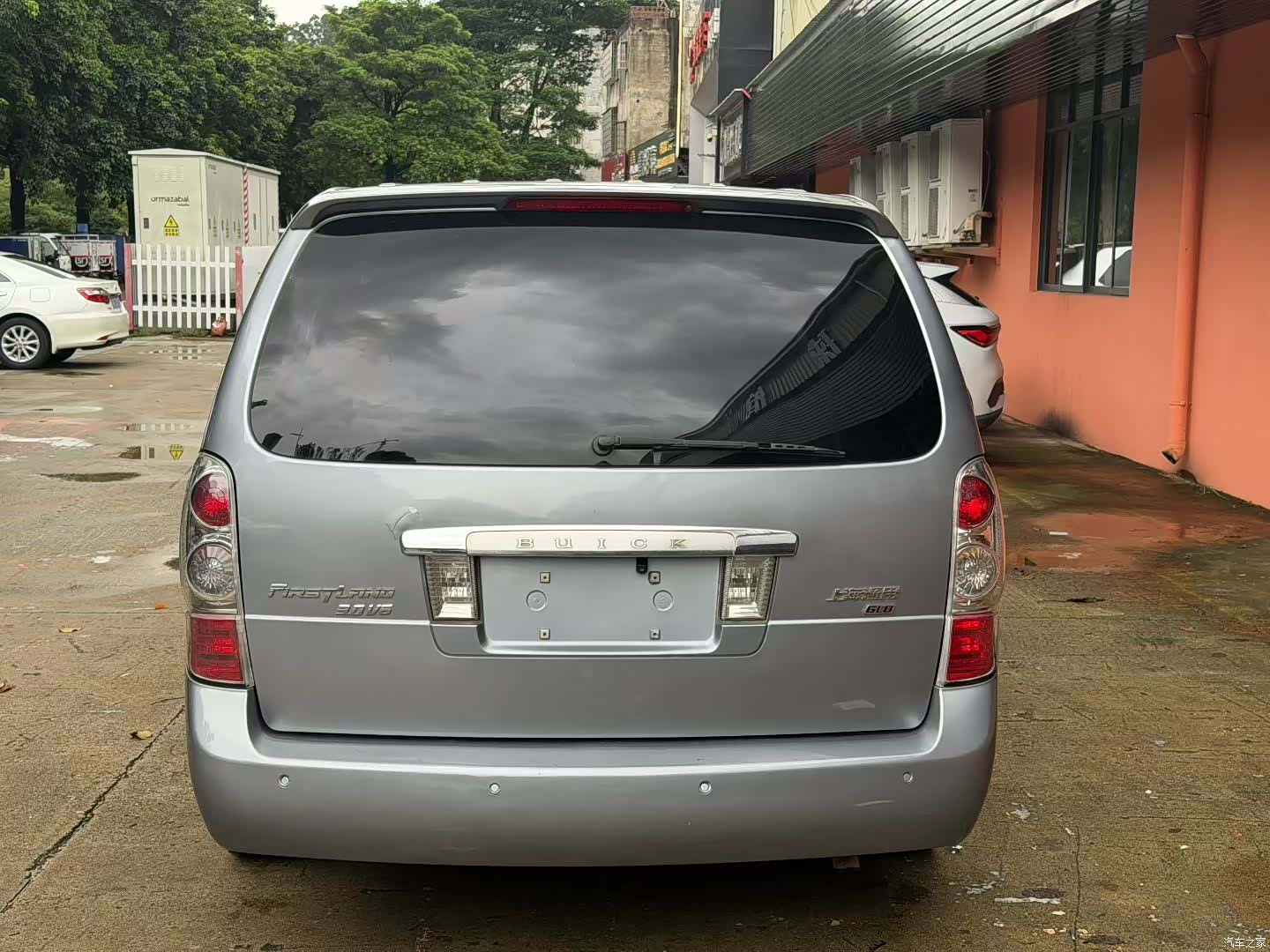 Buick GL8, 2006 все фото