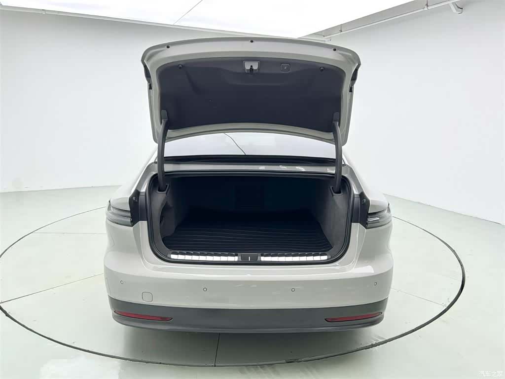 NIO ET7, 2022 6