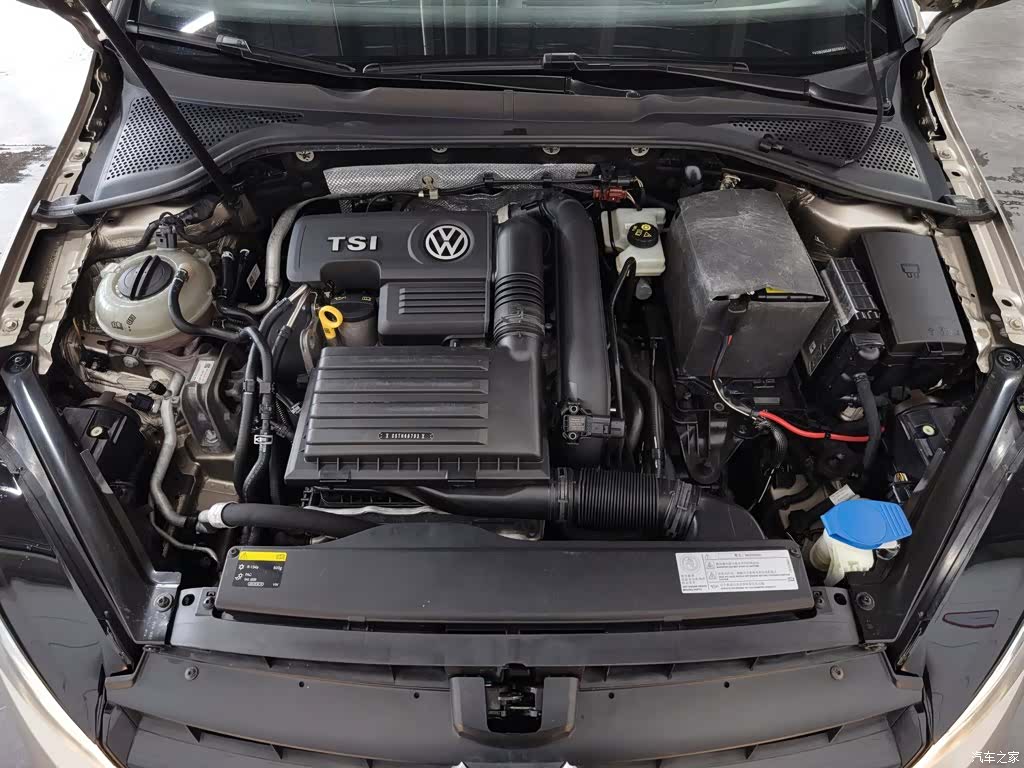 Volkswagen Golf, 2015 6