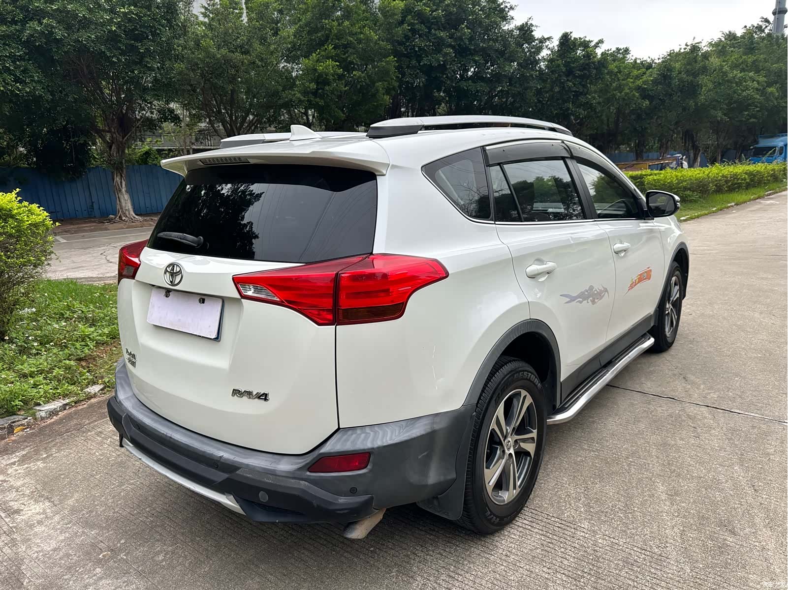Toyota RAV4, 2015 4