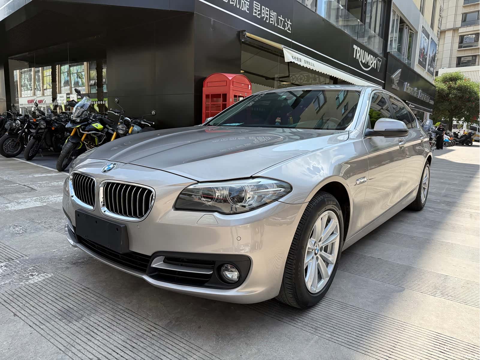 BMW 5 Series, 2017 1