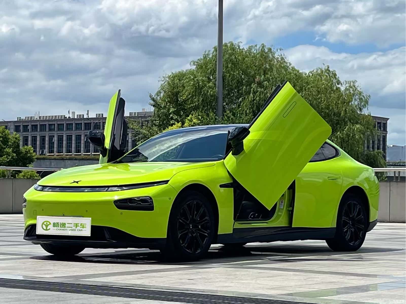 Xpeng P7, 2022 1