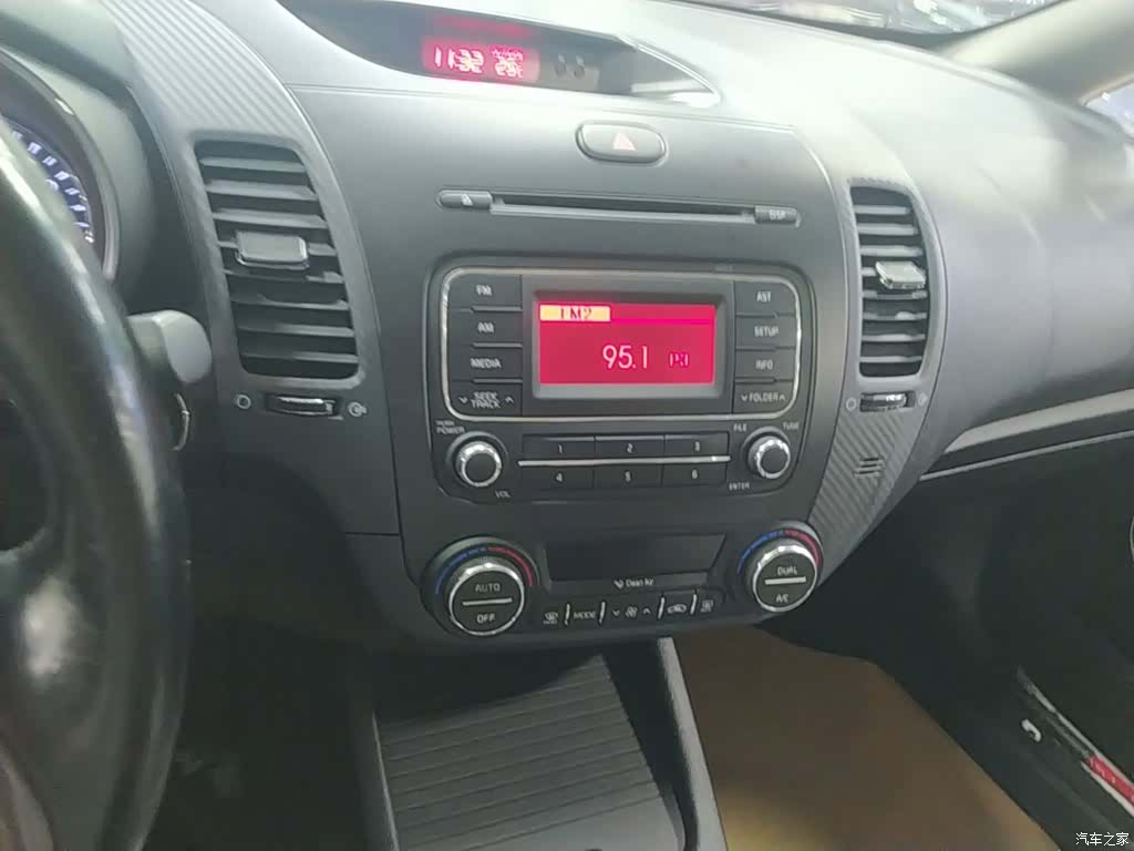 Kia K3, 2016 13